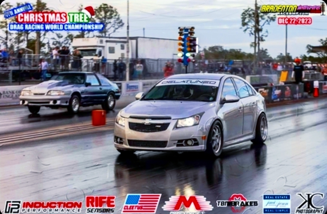 2014 Silver Chevrolet Chevy Cruze picture, mods, upgrades