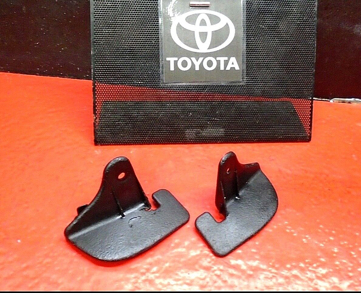 01-03 TOYOTA PRIUS REAR WHEEL WELL HOUSE PROTECT PLATE GUARD MUD FLAP LEFT RIGHT
