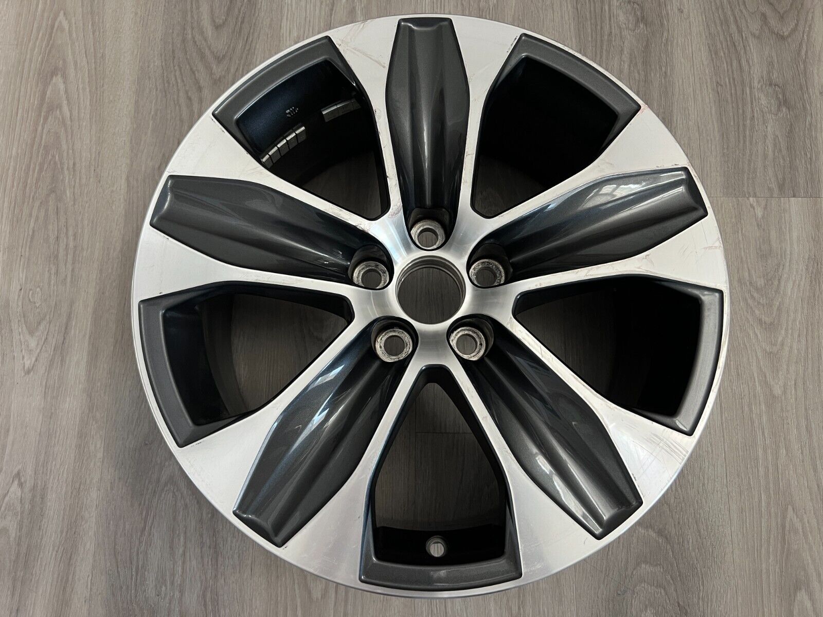 2020 -2023 Toyota Highlander Wheel Rim 18x8\